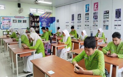 Lancar dan Tertib, Murid Kelas IX MTsN 1 Yogyakarta Ikuti Ujian Madrasah
